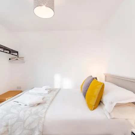 Livingstone Street With Free Parking Appartamento *